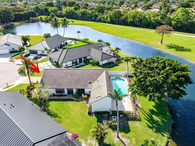 Продажа дома по адресу 21459 Bridge View Drive - фото 6918406