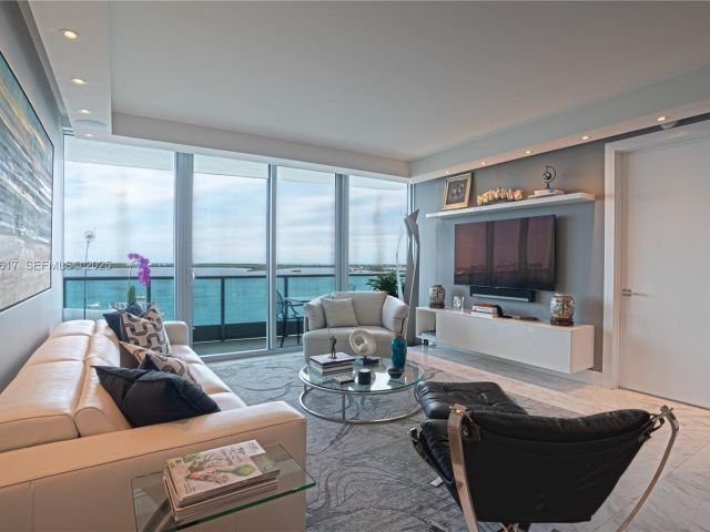 Продажа квартиры #1609 - фото 6926712