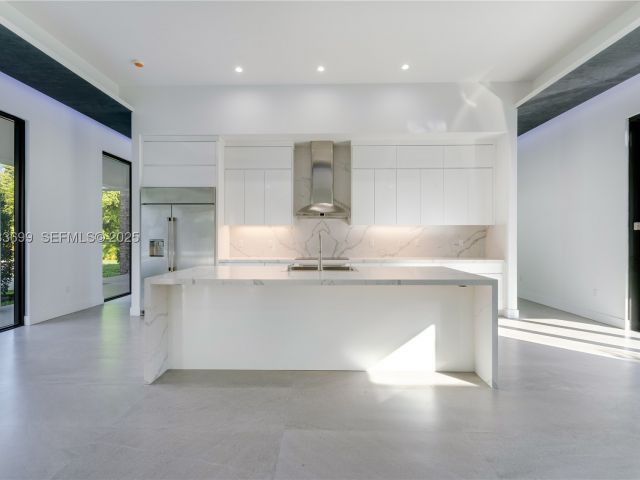 Продажа дома по адресу 10398 SW 64th St - фото 7735866