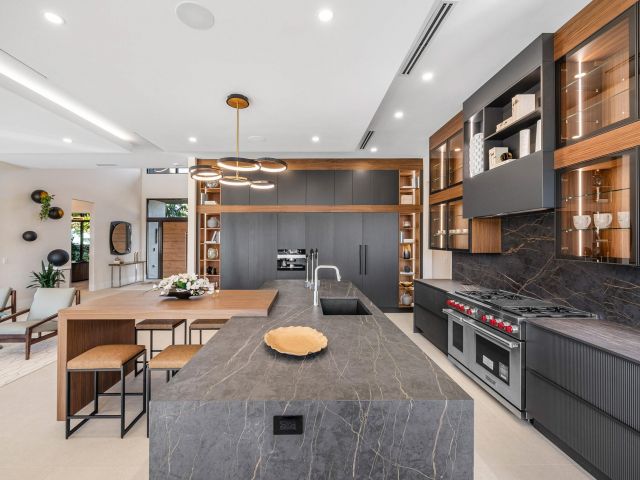 Продажа дома по адресу 728 Enfield Street - фото 6918253