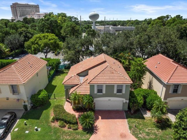 Дом в аренду по адресу 5143 Elpine Way - фото 6918313