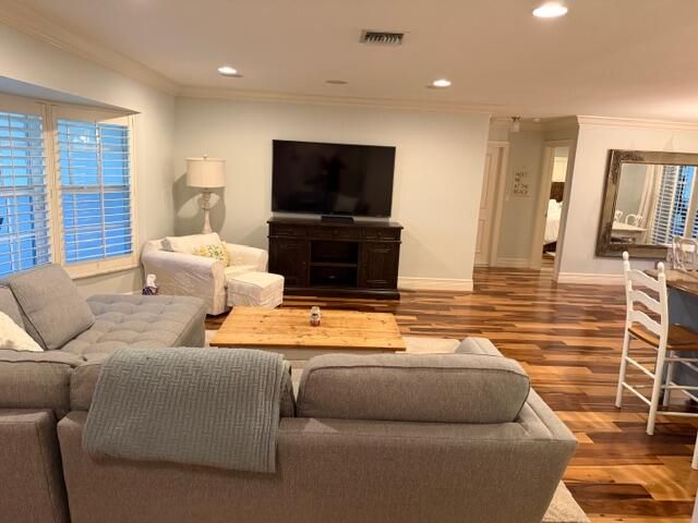 Продажа дома по адресу 899 Barcelona Drive - фото 6929400