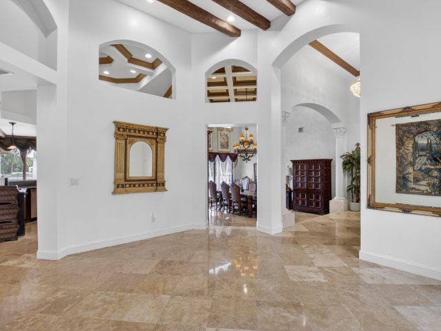 Продажа дома по адресу 1940 SW 7th Place - фото 6919878