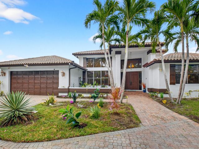 Продажа дома по адресу 1940 SW 7th Place - фото 6919885