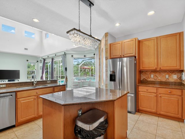 Дом в аренду по адресу 3769 Victoria Road - фото 6919484