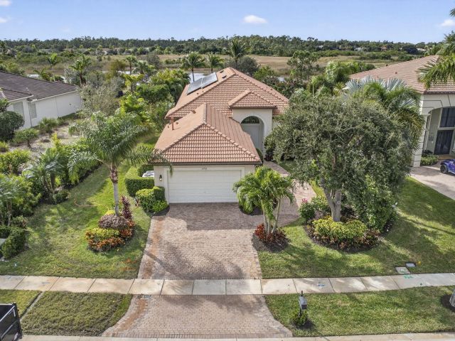 Продажа дома по адресу 6743 Sparrow Hawk Drive Drive - фото 6927845