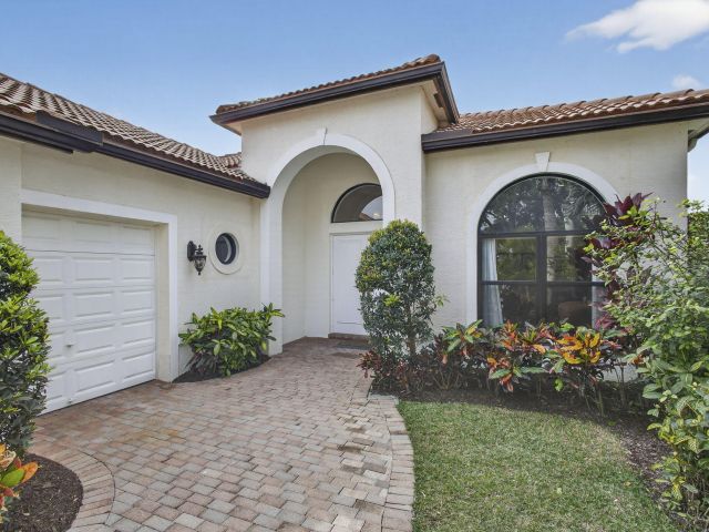 Продажа дома по адресу 6743 Sparrow Hawk Drive Drive - фото 6927847