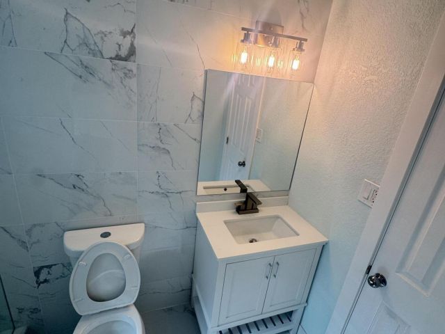 Дом в аренду по адресу 508 Palmetto Street 1 - фото 6930353