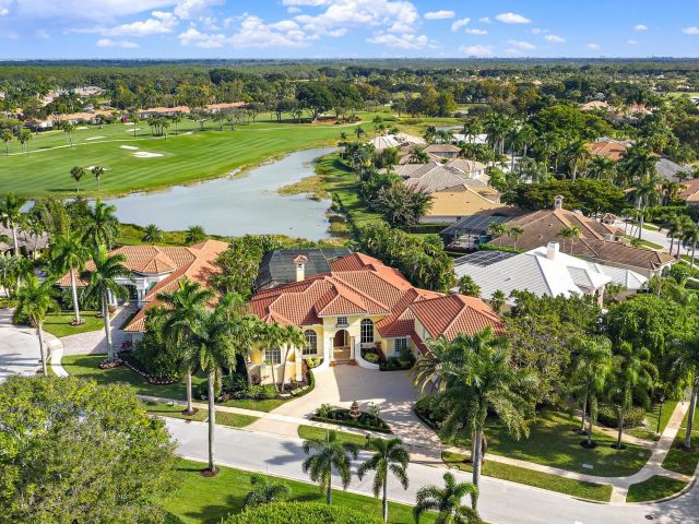 Продажа дома по адресу 8500 Egret Lakes Lane - фото 6920897