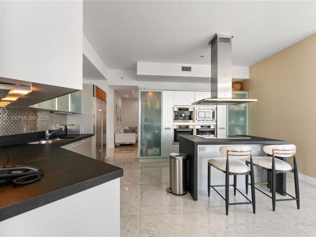 Продажа квартиры #5001 - фото 6923355