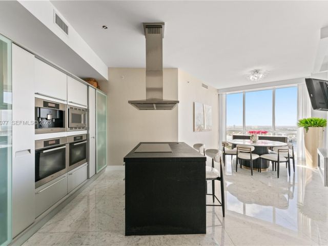 Продажа квартиры #5001 - фото 6923356