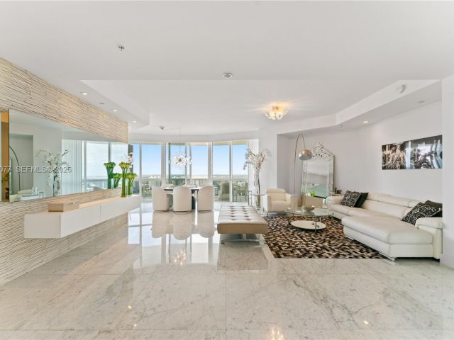 Продажа квартиры #5001 - фото 6923363