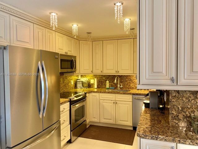 Продажа квартиры #3C - фото 7430382