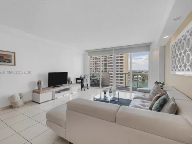 Продажа квартиры #1019 - фото 7010115