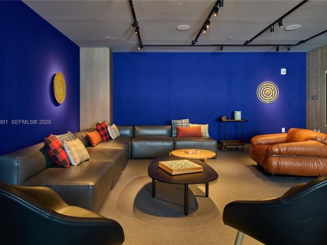 Продажа квартиры #1602 - фото 6924242