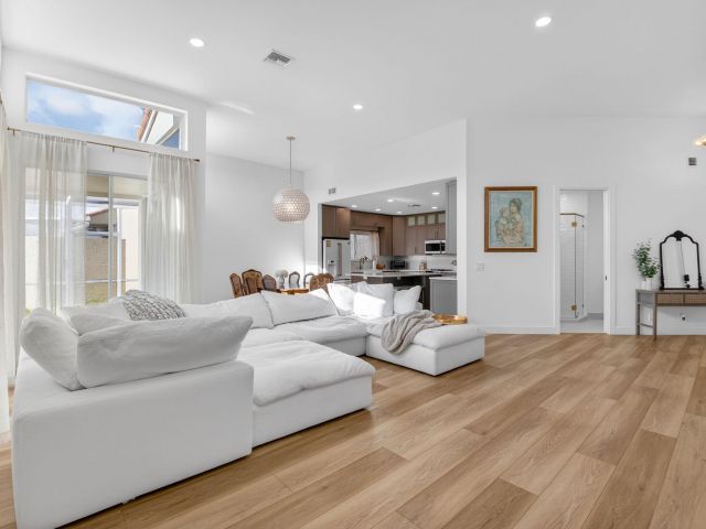 Продажа дома по адресу 17108 Newport Club Drive - фото 6923991