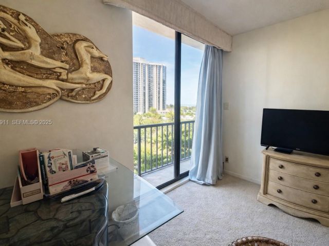 Продажа квартиры #5B - фото 7428969