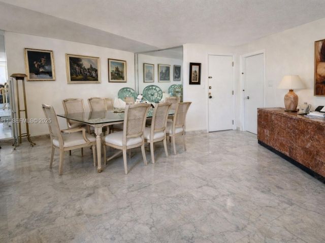 Продажа квартиры #5B - фото 7428975