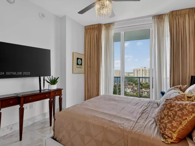 Продажа квартиры #1403 - фото 6922724