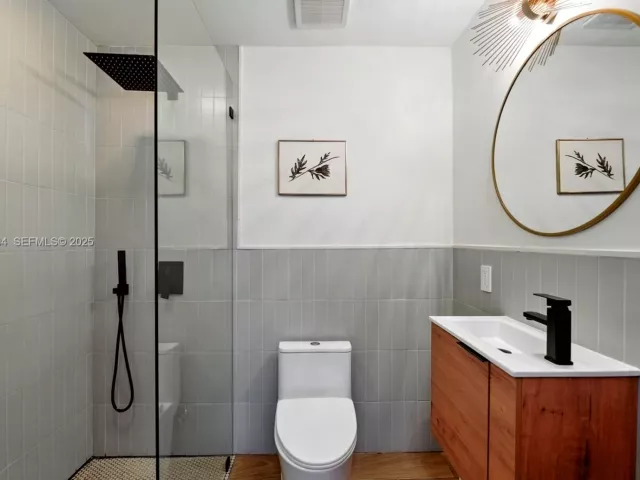 Дом в аренду по адресу 1363 Biarritz Dr - фото 6925223