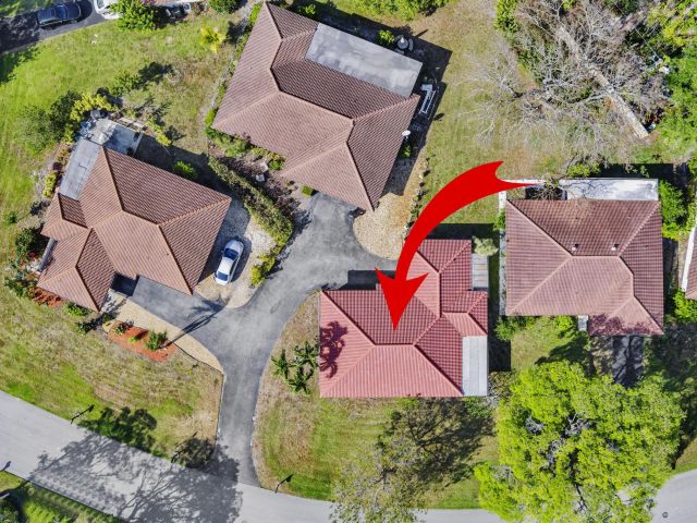 Дом в аренду по адресу 313 NW 42nd Street - фото 6923995