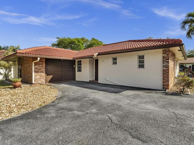 Дом в аренду по адресу 313 NW 42nd Street - фото 6923998