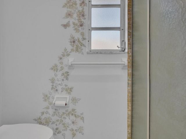 Дом в аренду по адресу 313 NW 42nd Street - фото 6924008