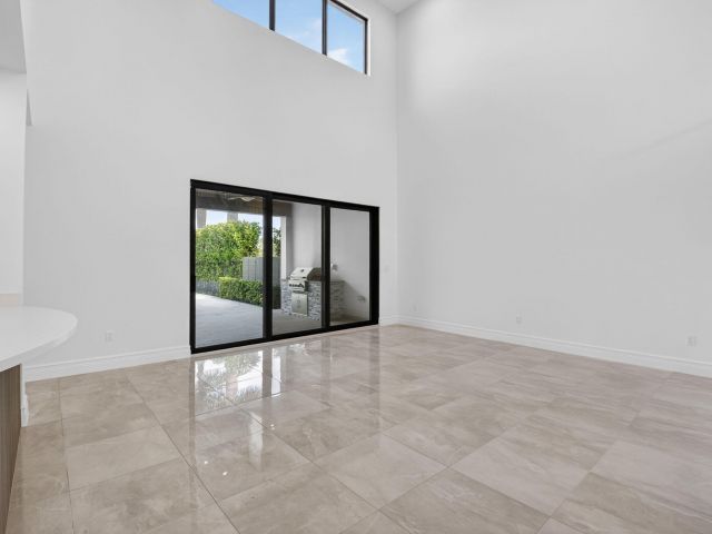 Продажа дома по адресу 9087 Chauvet Way - фото 6924588