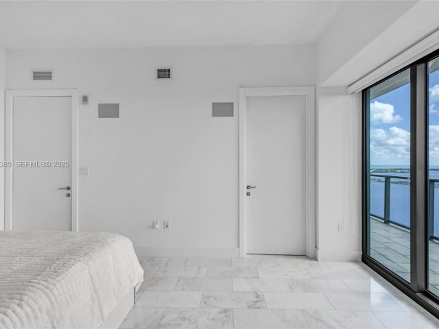 Продажа квартиры #3702 - фото 6924407