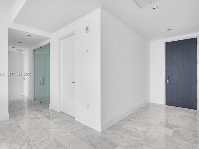 Продажа квартиры #3702 - фото 6924408