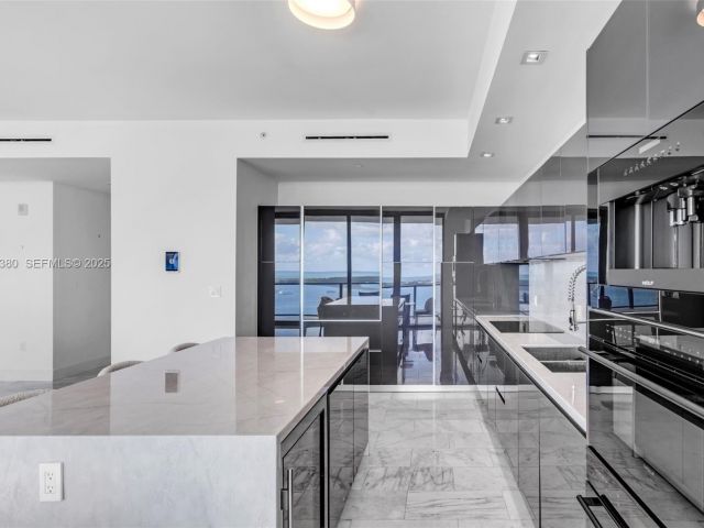 Продажа квартиры #3702 - фото 6924410