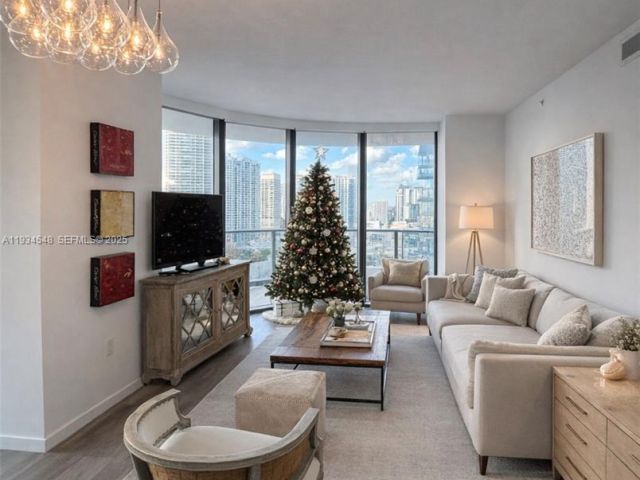 Продажа квартиры #2709 - фото 6926895