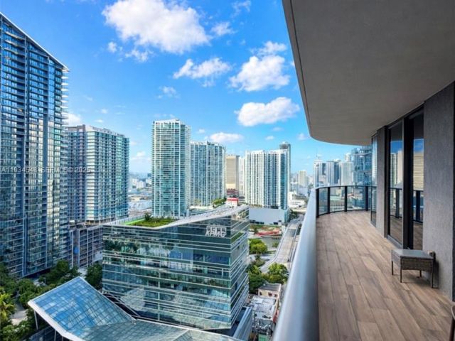 Продажа квартиры #2709 - фото 6926896