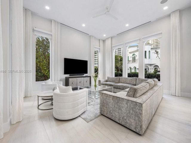 Дом в аренду по адресу 3912 Island Estates Dr 0 - фото 6924721