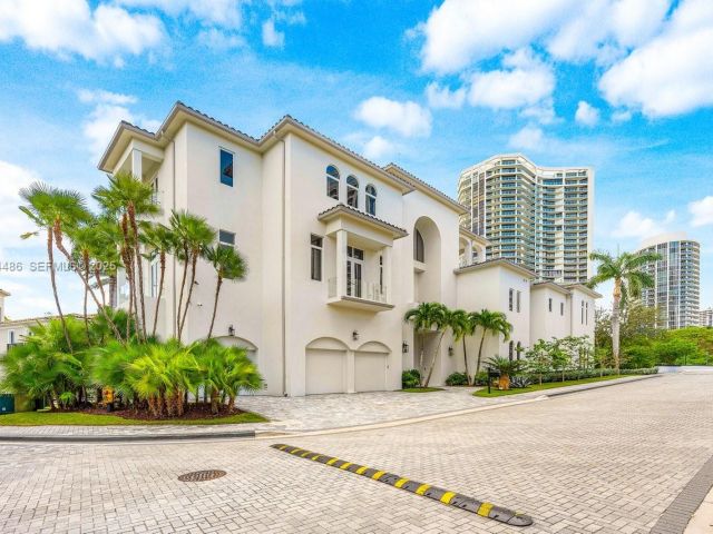 Дом в аренду по адресу 3912 Island Estates Dr 0 - фото 6924737