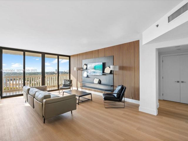 Продажа квартиры #903 - фото 6924786