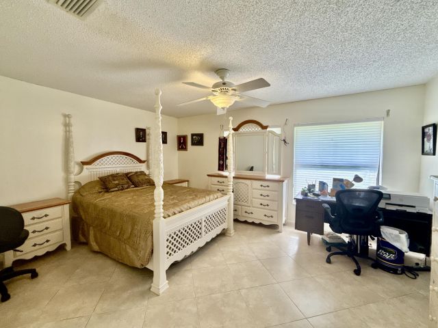 Продажа дома по адресу 10633 Greenbriar Court - фото 6924793