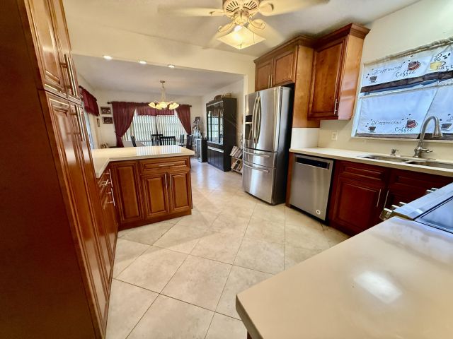 Продажа дома по адресу 10633 Greenbriar Court - фото 6924798