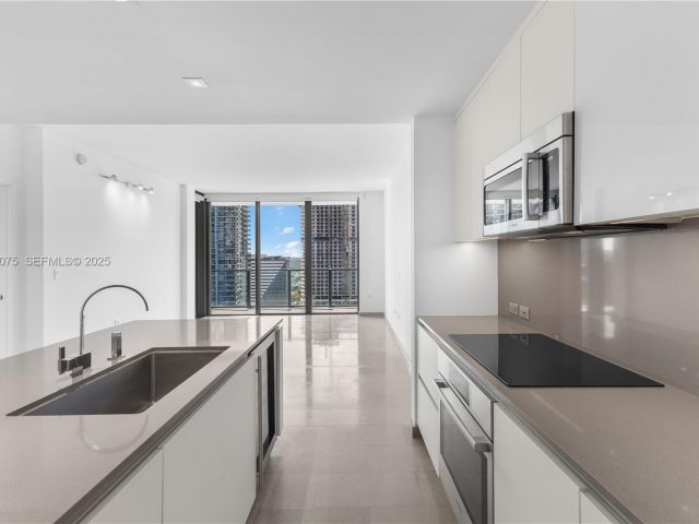 Продажа квартиры #2006 - фото 7443918