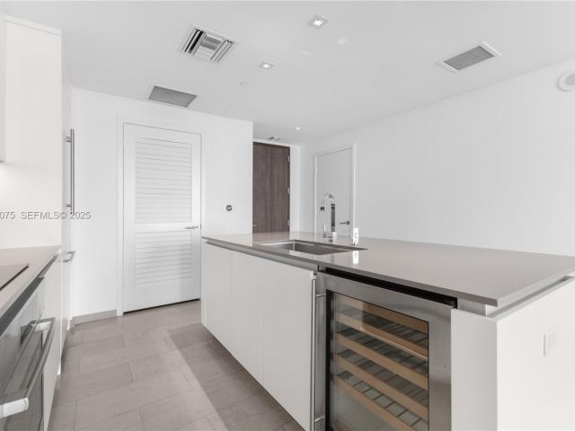 Продажа квартиры #2006 - фото 7443920