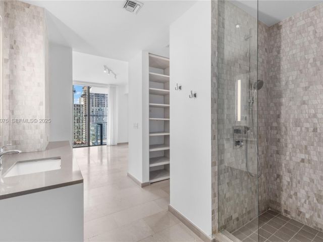 Продажа квартиры #2006 - фото 7443931