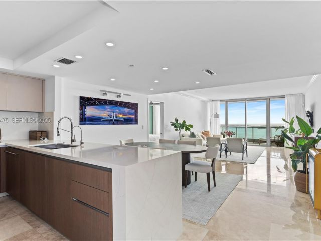 Продажа квартиры #3007 - фото 6926740