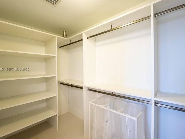 Продажа квартиры #3117 - фото 6926227