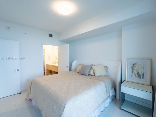 Продажа квартиры #3117 - фото 6926232