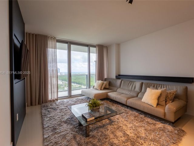 Продажа квартиры #3117 - фото 6926238