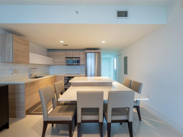 Продажа квартиры #3117 - фото 6926239