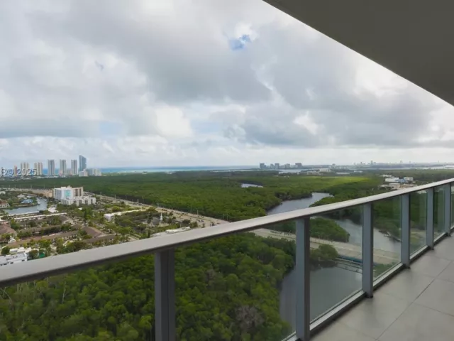 Продажа квартиры #3117 - фото 6926236