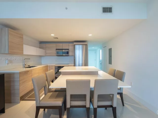 Продажа квартиры #3117 - фото 6926239