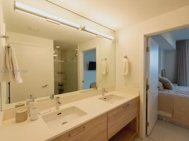 Продажа квартиры #3117 - фото 6926230