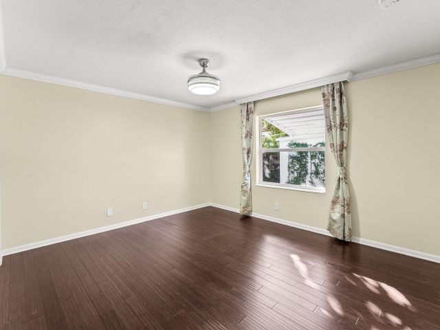 Продажа дома по адресу 368 Plymouth Road - фото 6926415